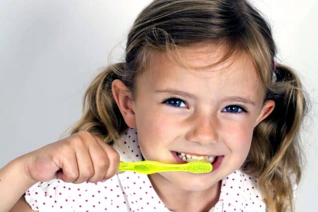 ¿Cuándo Es El Mejor Momento Para Cepillarse Los Dientes Por La Mañana ...