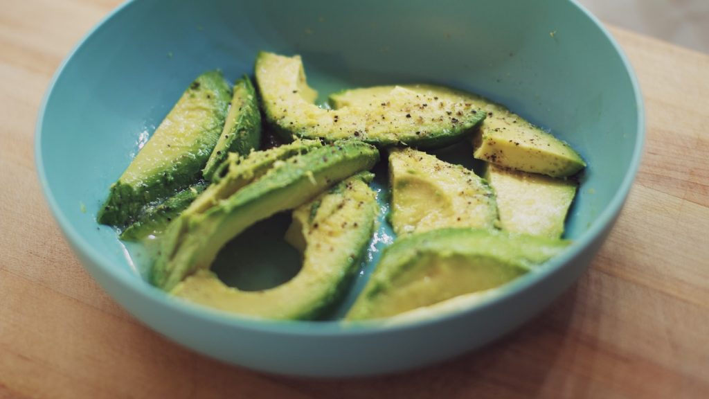 Infusión de hueso de aguacate propiedades