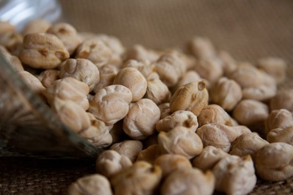Garbanzos con almendras